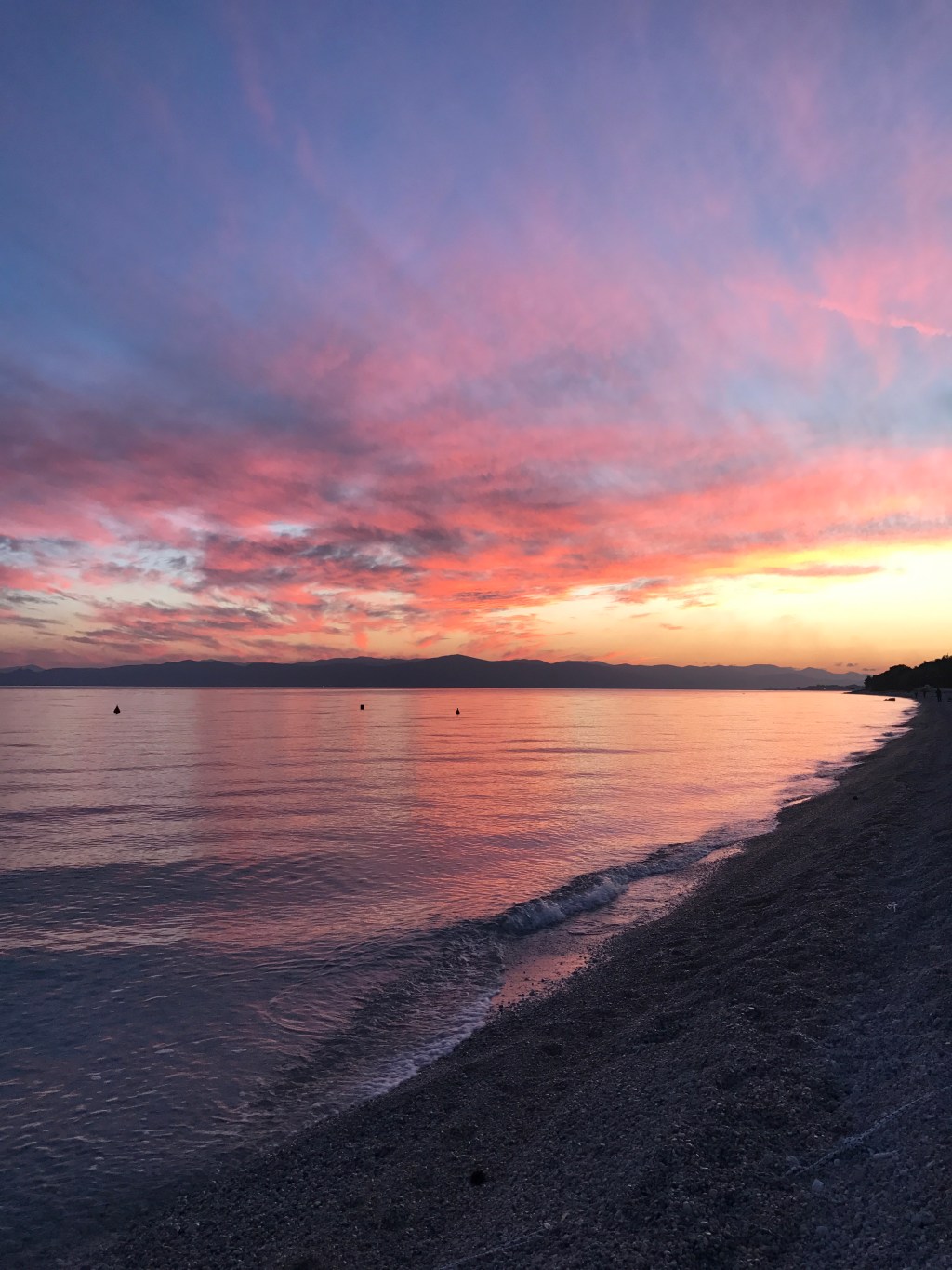 Frohe Weihnachten aus Athen